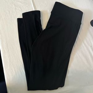 NWOT Utopia Black Leggings